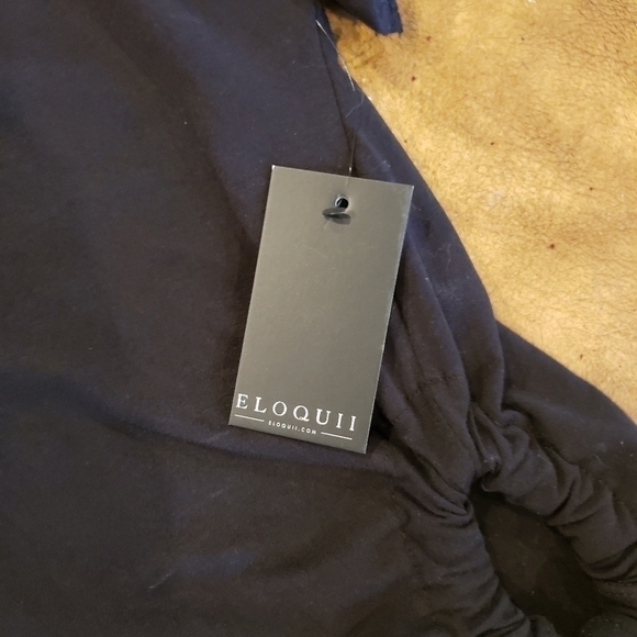 NWT Eloquii Black Short Cuffed Sleeve Side Tie Cotton T-Shirt  Size 18/20 - Picture 5 of 10